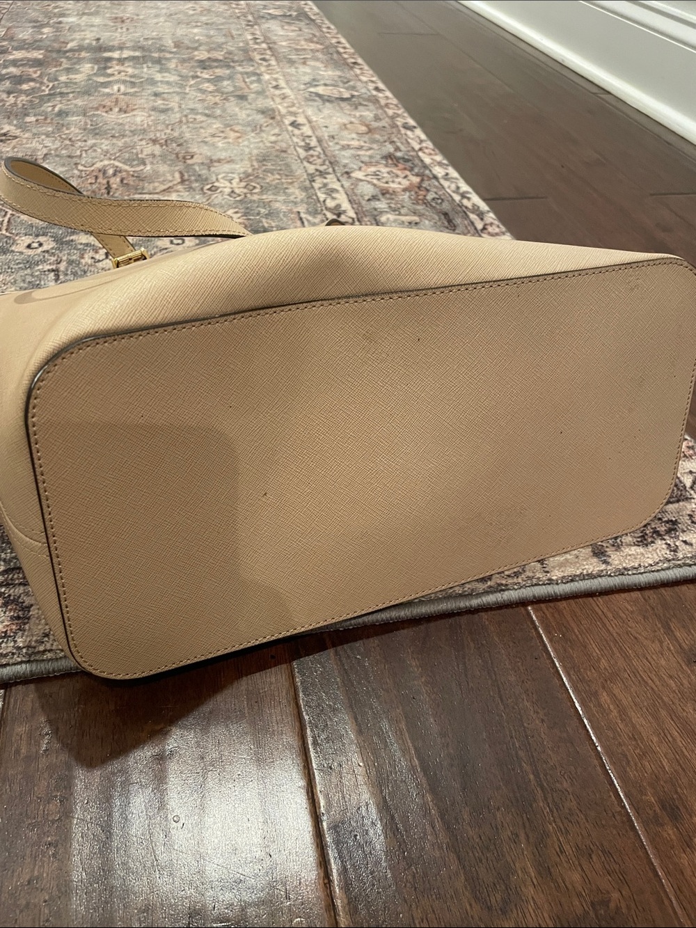 Michael Kors Beige Saffiano Tote with Gold Hardware - Picture 4 of 4